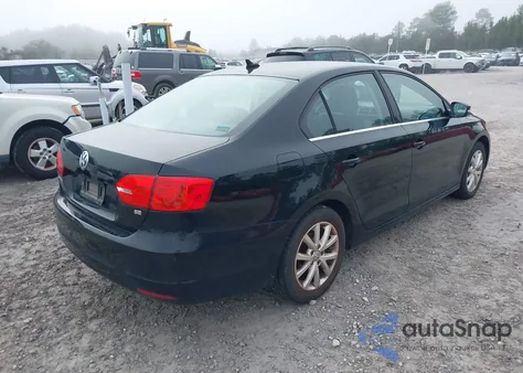 2014 Volkswagen Jetta 1.8T Se from USA, damaged, VIN 3VWD17AJ7EM432892